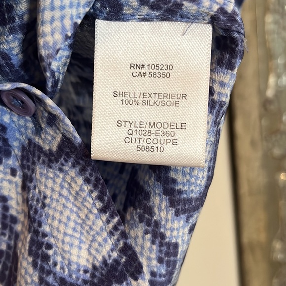 Equipment 100% Silk Button Down - Picture 5 of 7